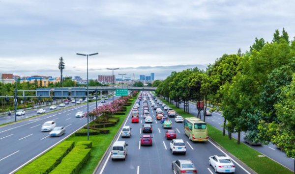 汇盈策略 新能源车“复活赛”，只是借尸还魂的鬼故事